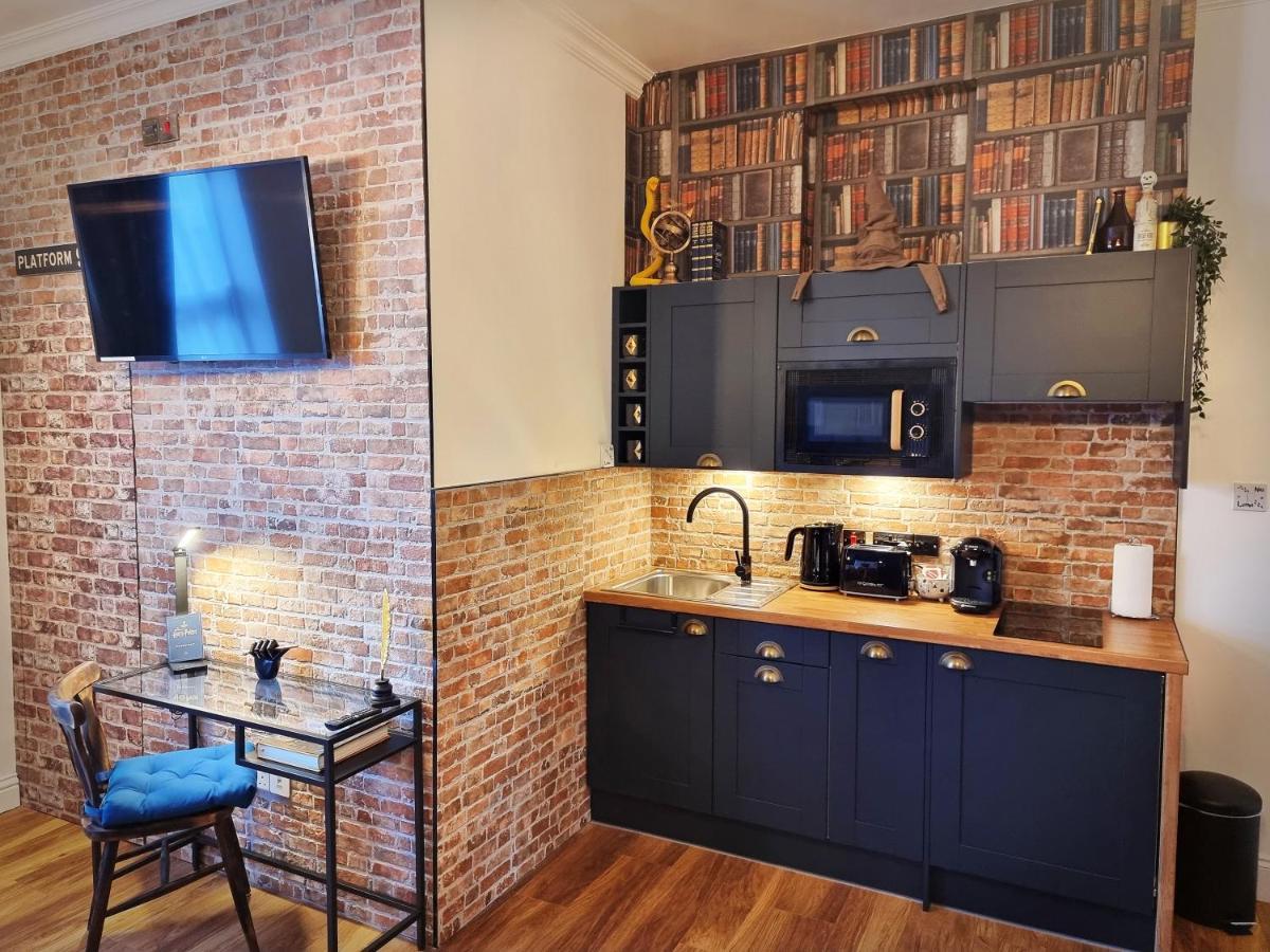 Ricky Road Guest House - Premium Watford  Zewnętrze zdjęcie