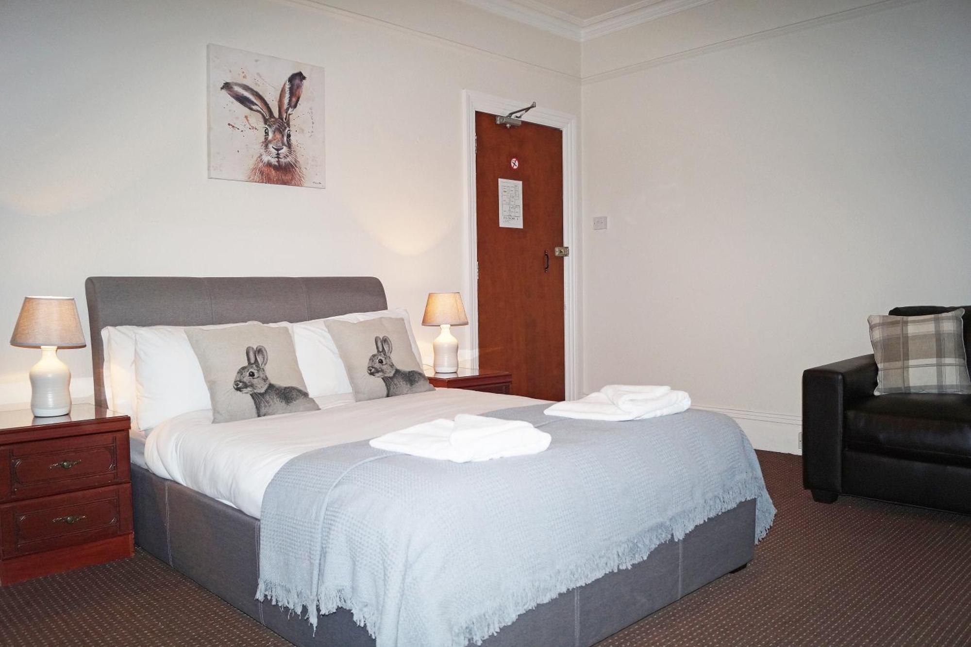 Ricky Road Guest House - Premium Watford  Pokój zdjęcie
