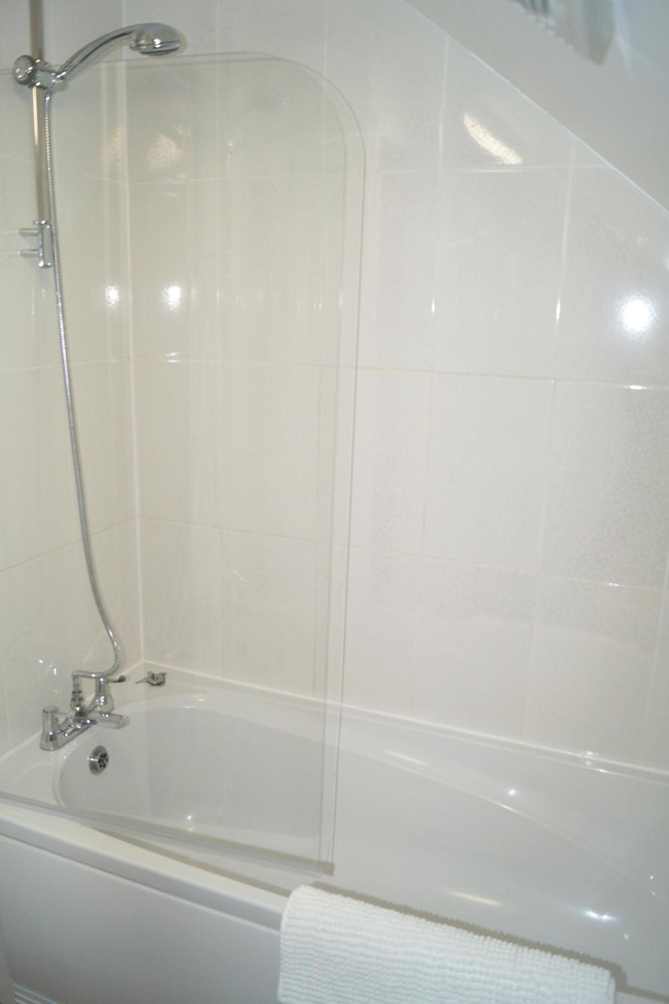 Ricky Road Guest House - Premium Watford  Pokój zdjęcie